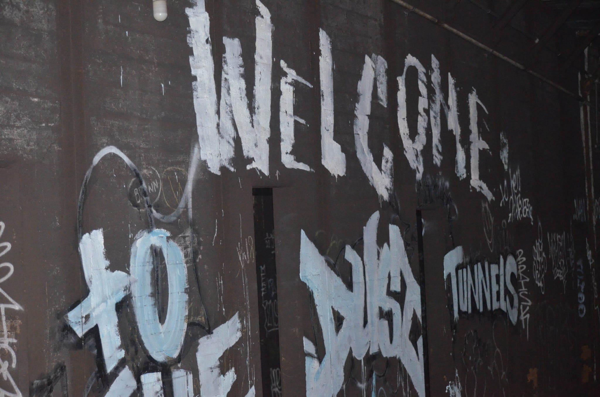 Welcome to the DUST TUNNELS